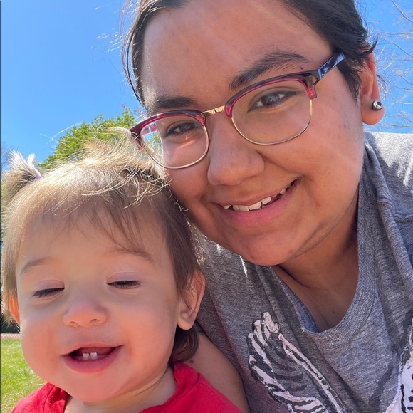 Meet your Posher, Cassandra - Picture 1 of 1